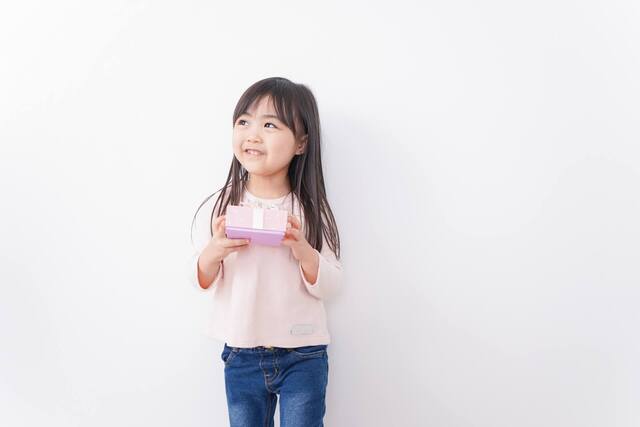 オルゴール専門店が厳選！女の子へのプレゼントにぴったりなぬいぐるみ・人形・陶器ギフトの選び方